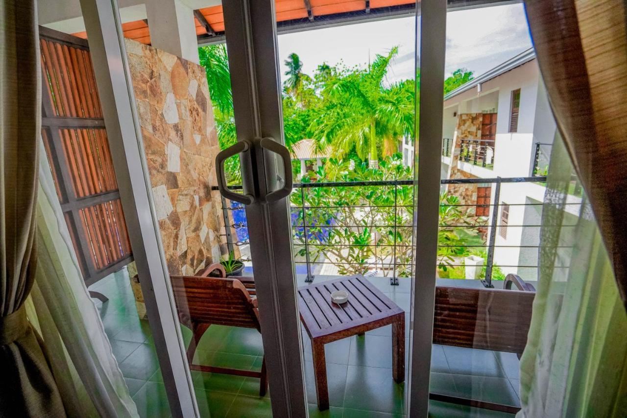 Hotel Tamarind Tree Tissamaharama Esterno foto