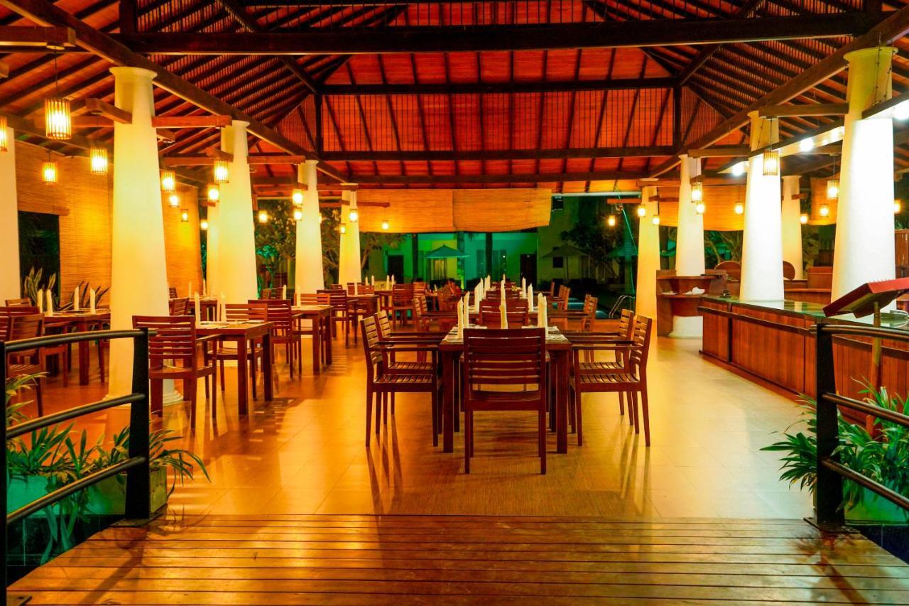 Hotel Tamarind Tree Tissamaharama Esterno foto